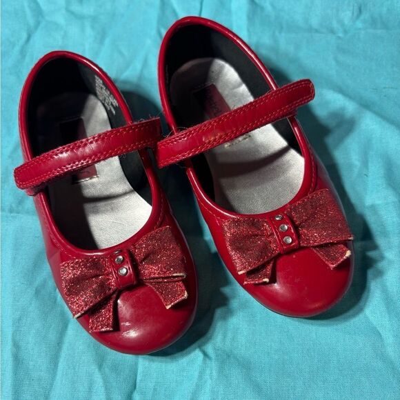 Rachel Shoes Velcro Closure Red Patten Leather EPC Size 10 Excellent Preloved C - Picture 1 of 7